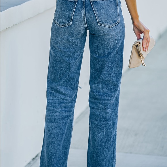 High rise distressed raw hem jeans - Picture 2 of 6